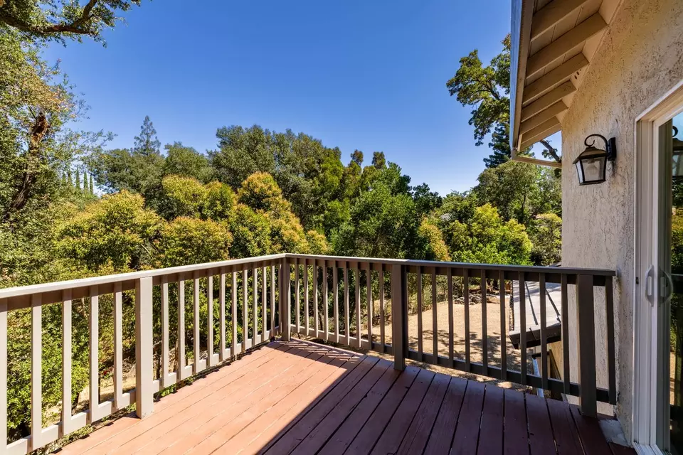Exterior - 5312 Tall Oak Ln, Fair Oaks, CA 95628 photo 7 of 18