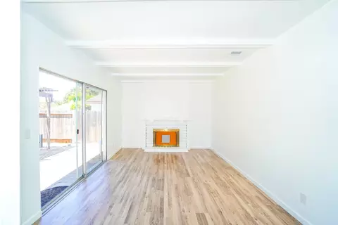 Living - 732 Windward Dr, Rodeo, CA 94572 photo 3 of 5