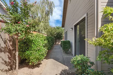 151 Rivergate Pl, Lodi, CA 95240 photo 31