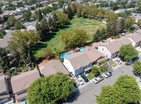 View/Area - 321 Condor Ct, Patterson, CA 95363 photo 2 of 3