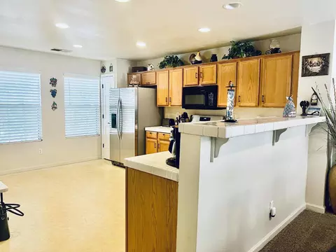 Kitchen - 321 Condor Ct, Patterson, CA 95363 photo 3 of 3