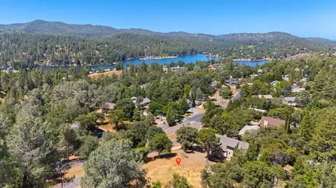308 Longview St, Groveland, CA 95321