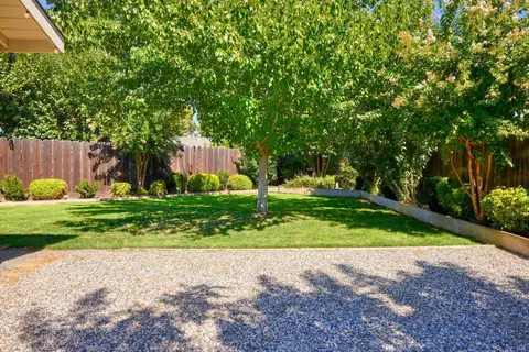 1028 Springfield Way, Modesto, CA 95355 photo 25