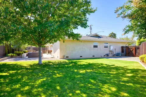 1028 Springfield Way, Modesto, CA 95355 photo 27