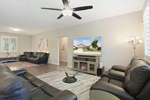 283 Columbus Dr, Manteca, CA 95337 photo 8
