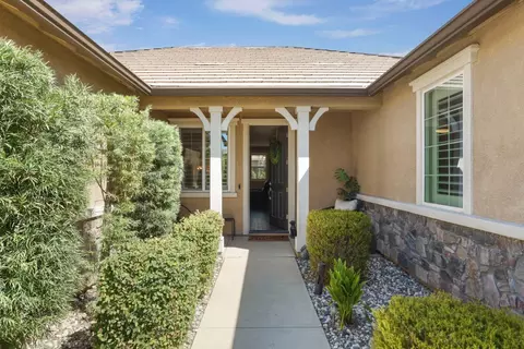 283 Columbus Dr, Manteca, CA 95337 photo 3