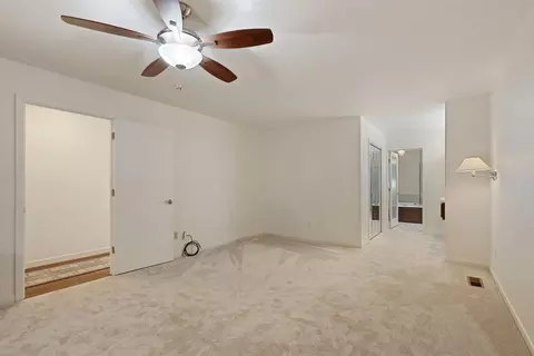 Bedroom - 2487 Macarthur Pkwy, Lodi, CA 95242 photo 2 of 6