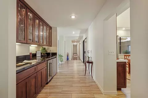 Entry Way - 2487 Macarthur Pkwy, Lodi, CA 95242 photo 2 of 3