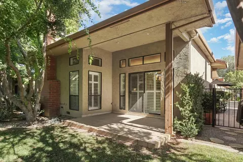 Exterior - 2487 Macarthur Pkwy, Lodi, CA 95242 photo 11 of 16