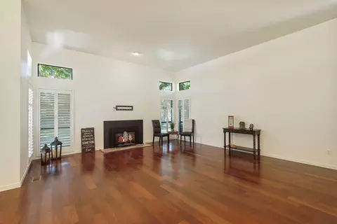 Living - 2487 Macarthur Pkwy, Lodi, CA 95242 photo 1 of 4