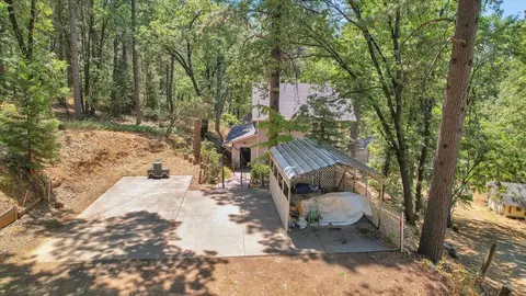 Exterior - 12986 S Mack Rd, Grass Valley, CA 95949 photo 28 of 33