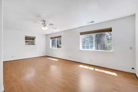 Bedroom - 12986 S Mack Rd, Grass Valley, CA 95949 photo 6 of 6