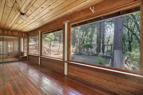 Exterior - 12986 S Mack Rd, Grass Valley, CA 95949 photo 10 of 33