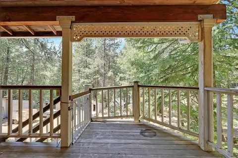 Exterior - 12986 S Mack Rd, Grass Valley, CA 95949 photo 11 of 33
