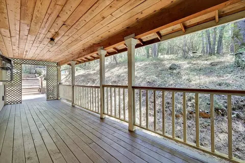 Exterior - 12986 S Mack Rd, Grass Valley, CA 95949 photo 8 of 33