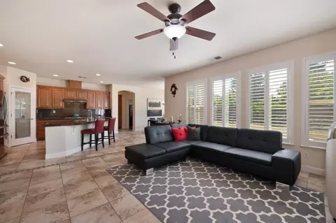 6110 Lincoln Ave, Carmichael, CA 95608 photo 9