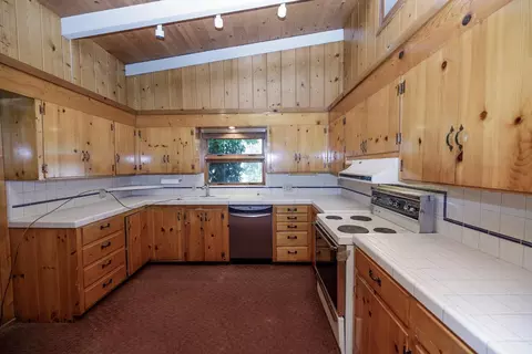 Kitchen - 901 Yale Ave, Modesto, CA 95350 photo 2 of 5
