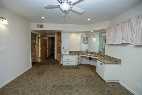 Other - 901 Yale Ave, Modesto, CA 95350 photo 1 of 7