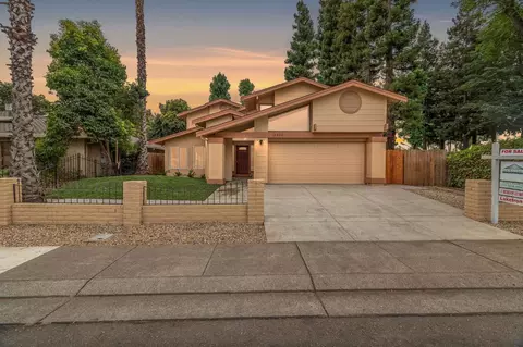2222 Rosemarie Ln, Stockton, CA 95207