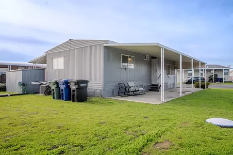 Exterior - 4812 Esmar Rd #12, Ceres, CA 95307 photo 1 of 2