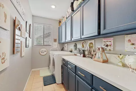 Other - 924 Dancer Way, Turlock, CA 95382 photo 3 of 7