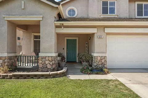 Exterior - 924 Dancer Way, Turlock, CA 95382 photo 5 of 16