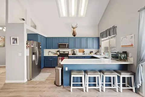 Kitchen - 924 Dancer Way, Turlock, CA 95382 photo 1 of 5