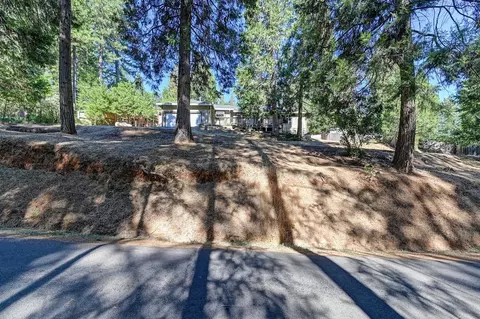 150 Alpine Dr, Colfax, CA 95713 photo 2