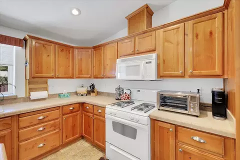 64 Primrose Ln, Grass Valley, CA 95945 photo 15