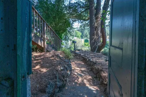 Exterior - 901 Union St, Placerville, CA 95667 photo 12 of 24