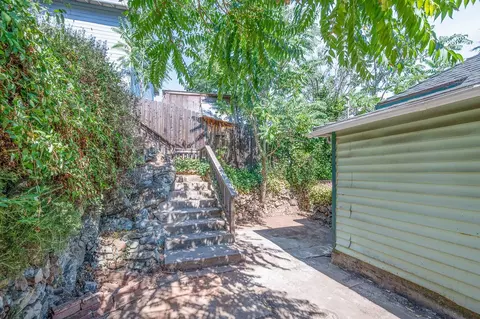Exterior - 901 Union St, Placerville, CA 95667 photo 6 of 24