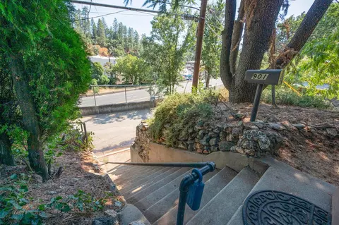 Exterior - 901 Union St, Placerville, CA 95667 photo 10 of 24