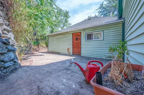 Exterior - 901 Union St, Placerville, CA 95667 photo 5 of 24