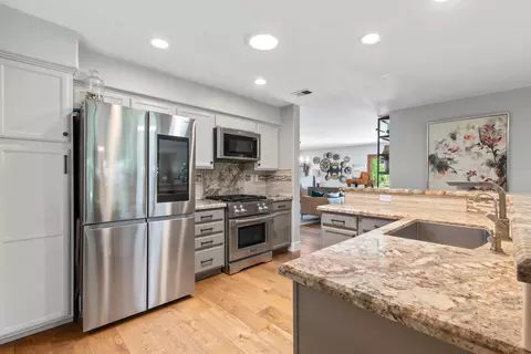 Kitchen - 1772 Cheryl Ct, Ripon, CA 95366 photo 5 of 7