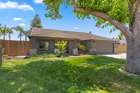 Exterior - 1772 Cheryl Ct, Ripon, CA 95366 photo 3 of 17