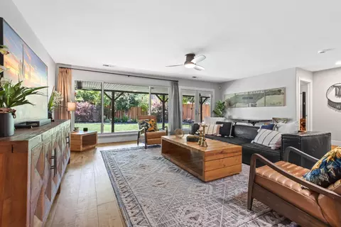 Living - 1772 Cheryl Ct, Ripon, CA 95366 photo 3 of 4