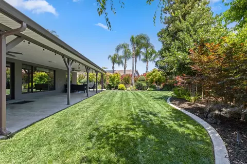 Exterior - 1772 Cheryl Ct, Ripon, CA 95366 photo 7 of 17