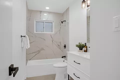 8906 Aksarben Dr, Orangevale, CA 95662 photo 7