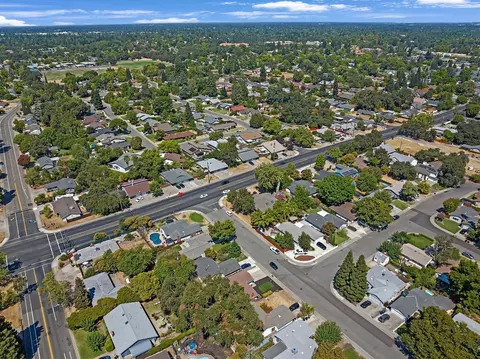 8906 Aksarben Dr, Orangevale, CA 95662 photo 21
