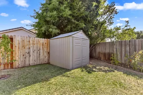 8423 White Spruce Dr, Antelope, CA 95843 photo 48