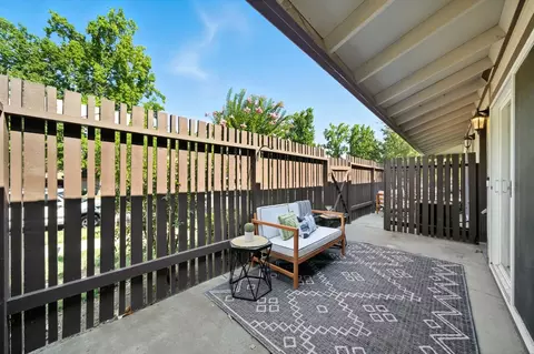 Exterior - 5494 Roundtree Dr #B, Concord, CA 94521 photo 3 of 7