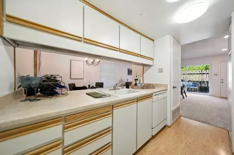 Kitchen - 5494 Roundtree Dr #B, Concord, CA 94521 photo 3 of 3