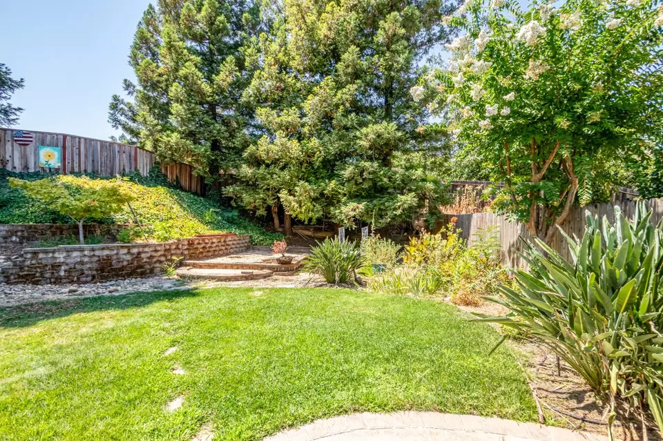 Exterior - 8754 Springhills Way, Orangevale, CA 95662 photo 5 of 11