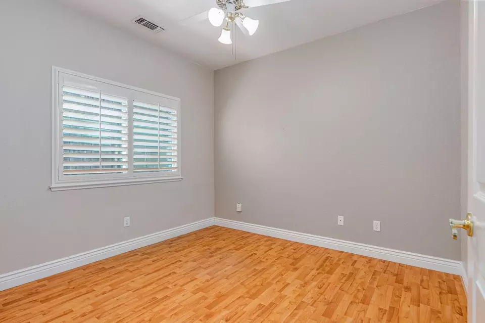 Bedroom - 8754 Springhills Way, Orangevale, CA 95662 photo 4 of 7
