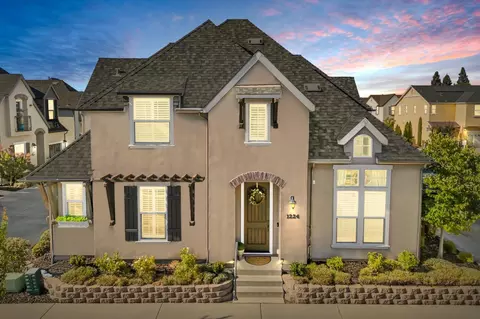 1224 Lavande Dr, Roseville, CA 95747