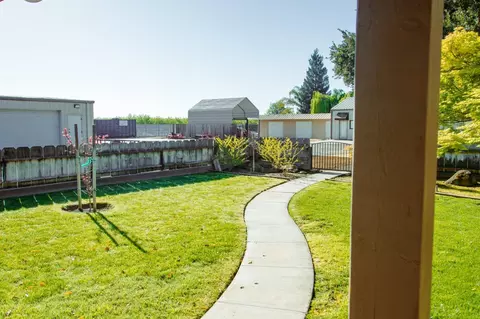 Exterior - 3600 E Hawkeye Ave, Turlock, CA 95380 photo 6 of 17