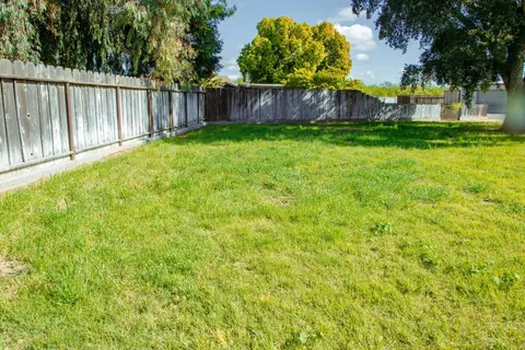 Exterior - 3600 E Hawkeye Ave, Turlock, CA 95380 photo 14 of 17