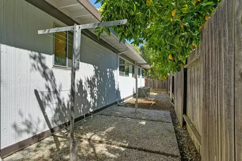 Exterior - 436 Citadel Dr, Davis, CA 95616 photo 7 of 10