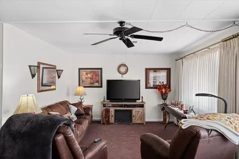 Living - 3817 Moana Way, Modesto, CA 95355 photo 3 of 5