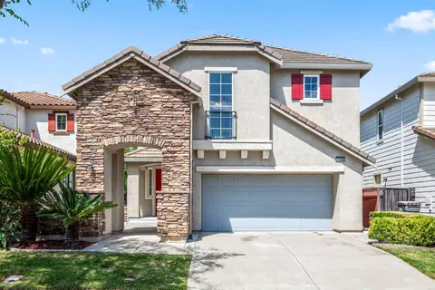 2764 Rogue River Cir, West Sacramento, CA 95691